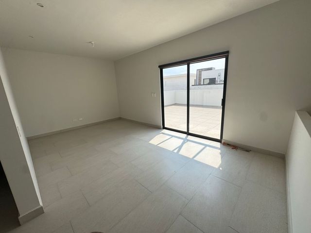 place photo 49