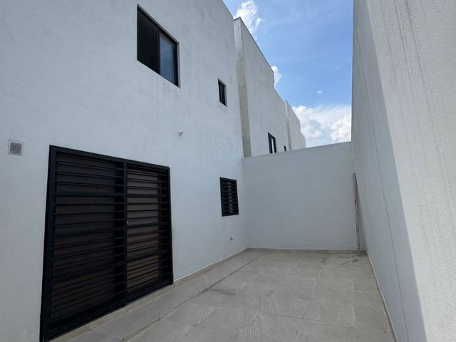 place photo 52