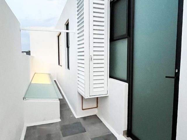 place photo 94