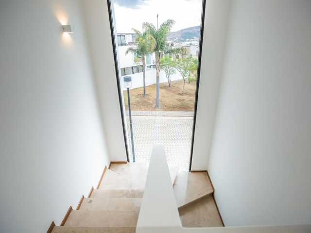 place photo 98