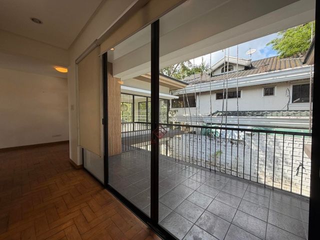 place photo 71