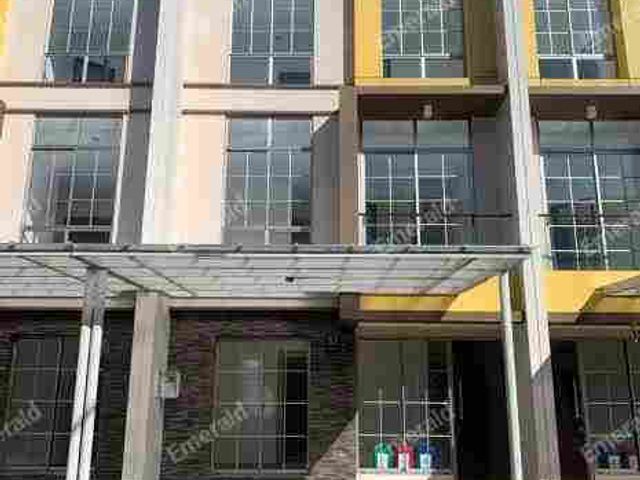 Rumah Minimalis 3 Lantai Siap Huni PIK 2