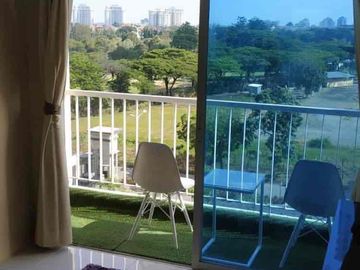 Lantai Rendah Puncak Bukit Golf Furnish Siap Huni Favorit Invest Dkt PTC,Unesa,Petra