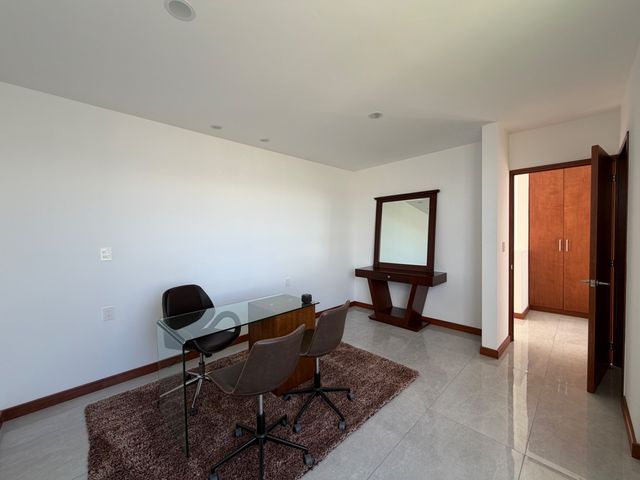 place photo 48