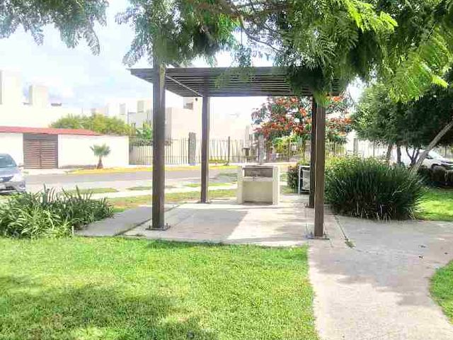 place photo 36