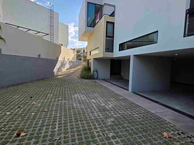 place photo 45