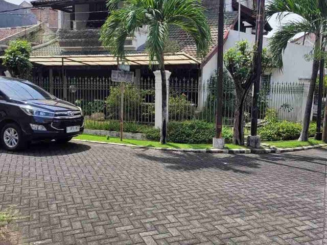 5 menit dari Ubaya
