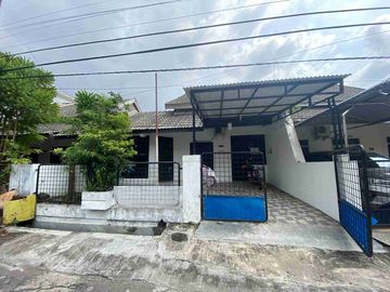 15 menit ke UBAYA