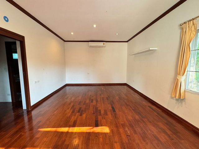 place photo 49