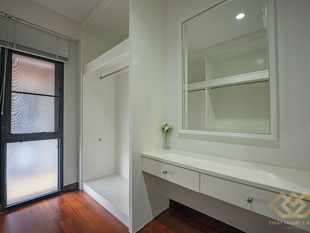 place photo 52