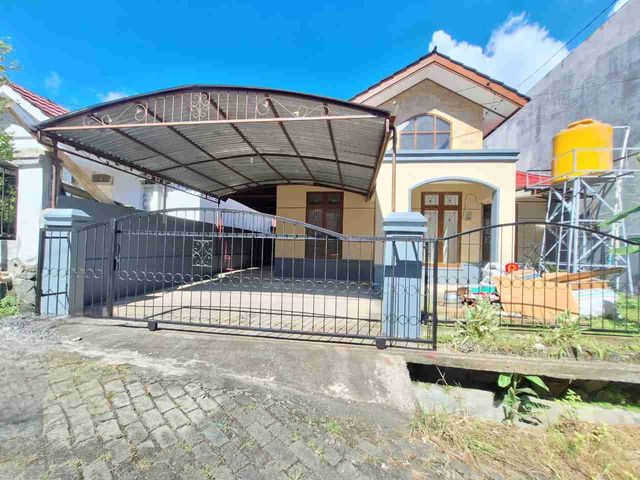 DISEWAKAN RUMAH CANTIK DAERAH TIKALA, HARGA SANGAT MURAH