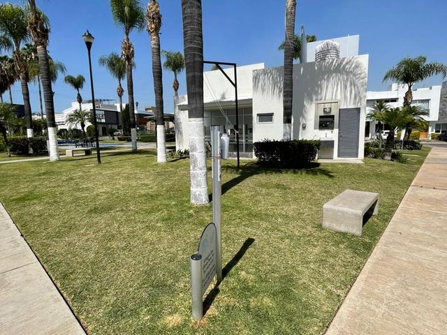 place photo 28
