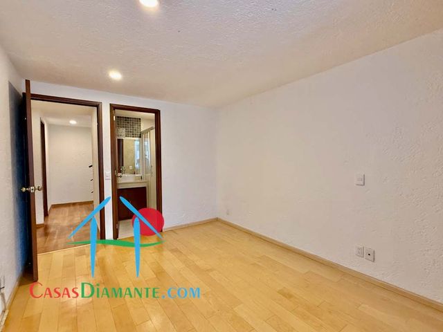 place photo 48