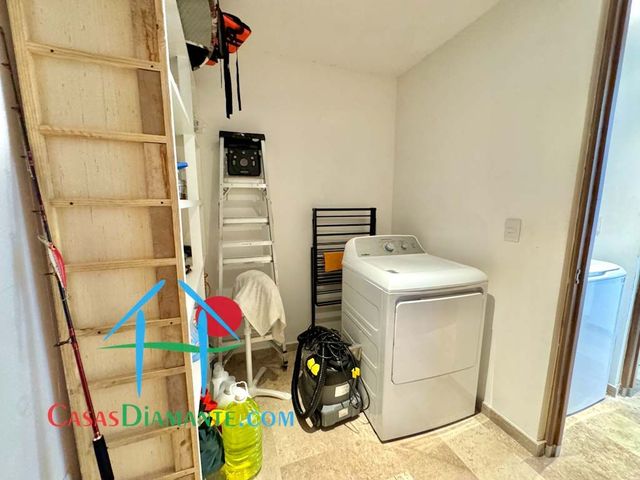 place photo 60