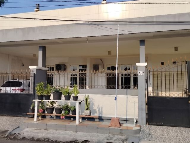 RUMAH DI NIRWANA EXECUTIF