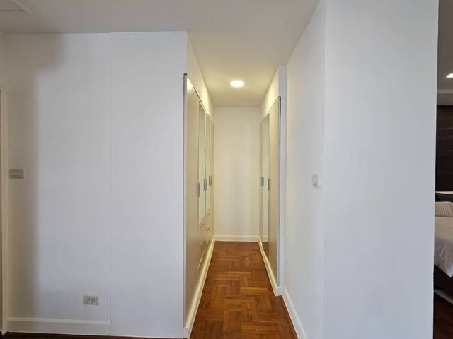 place photo 56