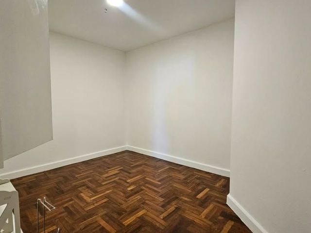 place photo 52