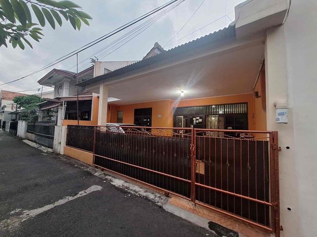 rumah 1 lantai di rawamangun, jaktim