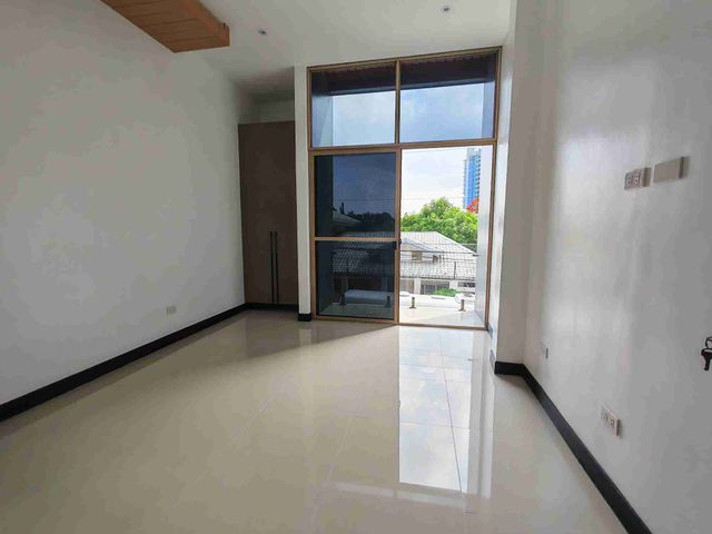 place photo 48