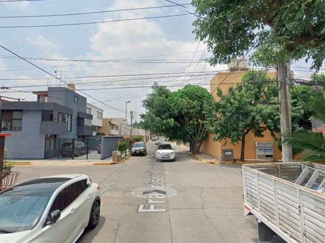 place photo 11
