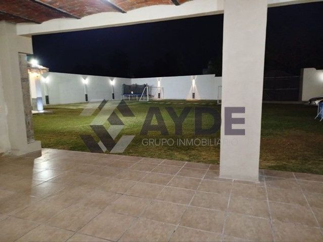 place photo 18