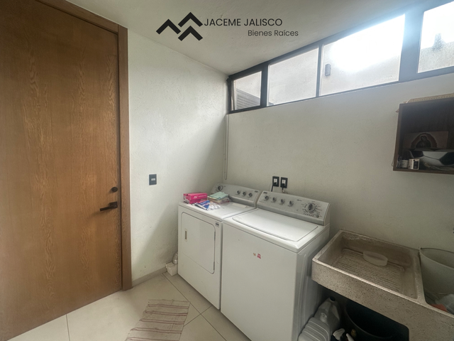 place photo 44