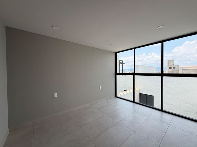 place photo 51