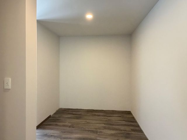 place photo 53