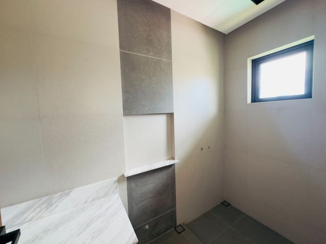 place photo 49