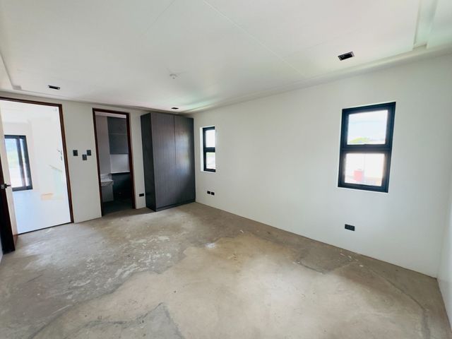 place photo 50