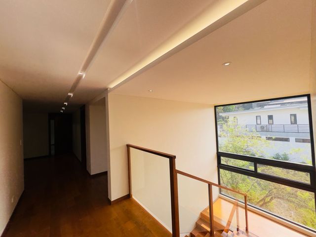 place photo 59