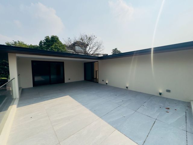 place photo 61