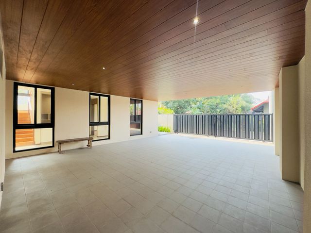 place photo 76