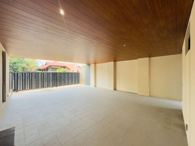 place photo 77