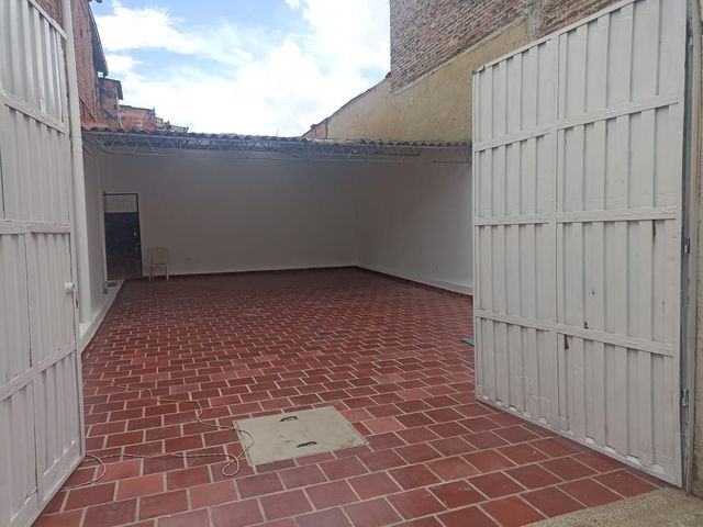 place photo 13