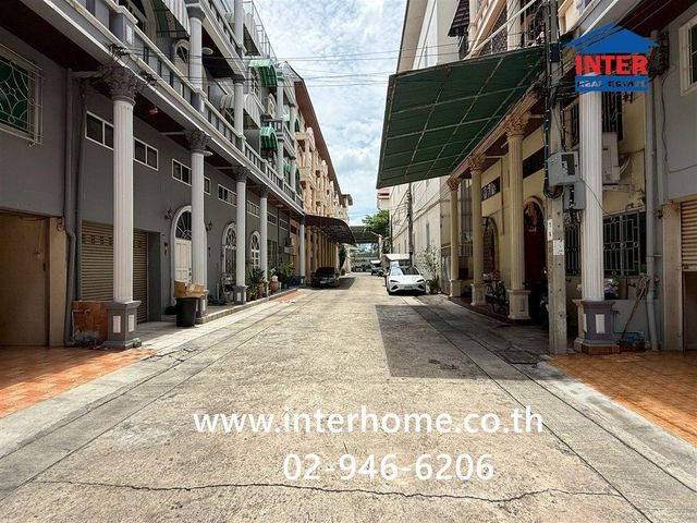 place photo 23