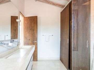 place photo 72