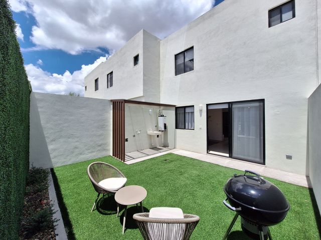 place photo 30
