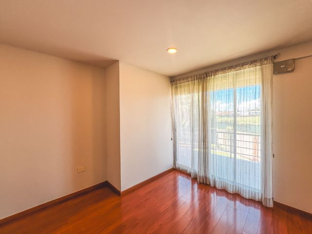 place photo 49