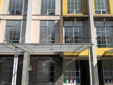 Rumah Modern 3 Lantai di PIK 2