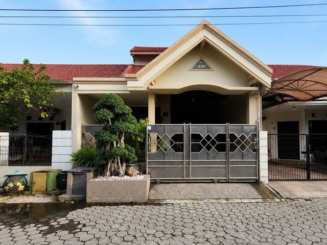 DIJUAL CEPAT RUMAH TAMAN PONDOK INDAH 2 WIYUNG SURABAYA DEKAT CITRALAND SURABAYA