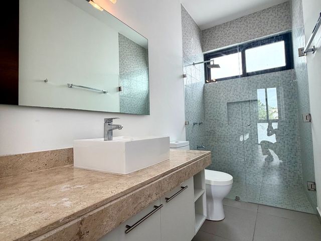 place photo 46