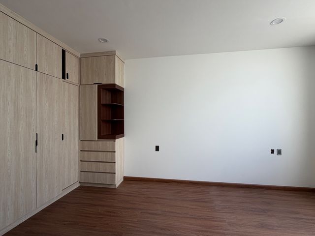 place photo 54
