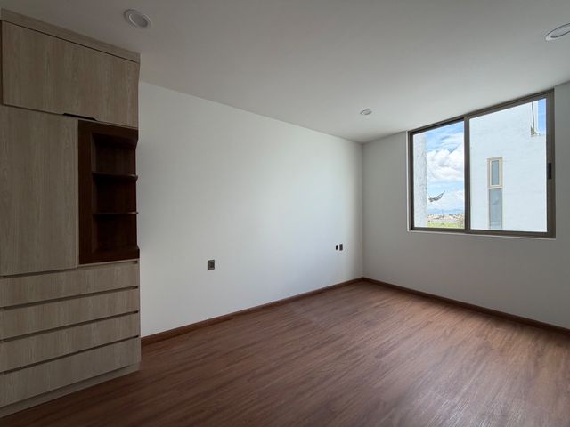 place photo 65