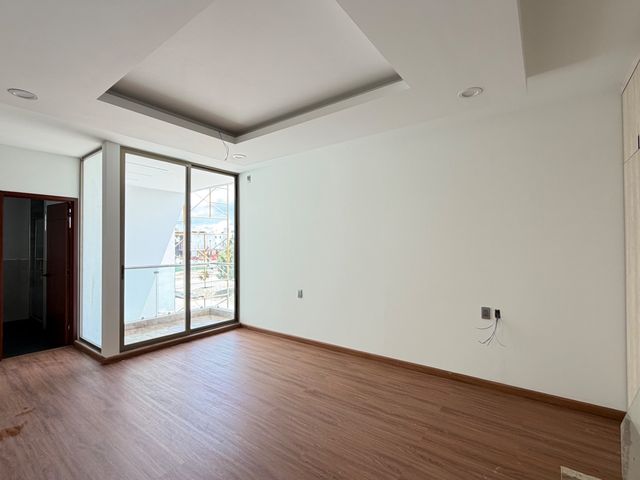 place photo 58