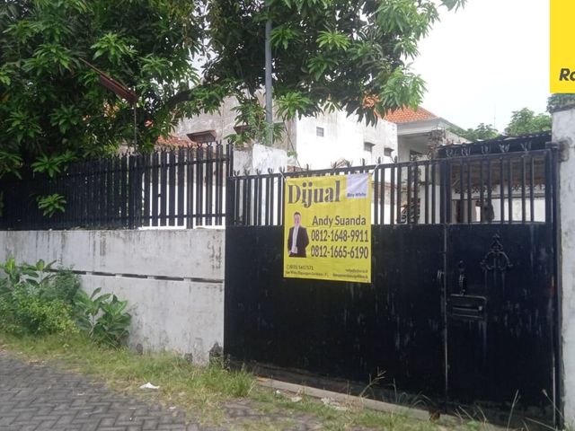 Rumah Hitung Tanah Dijual Dijalan Petemon Surabaya