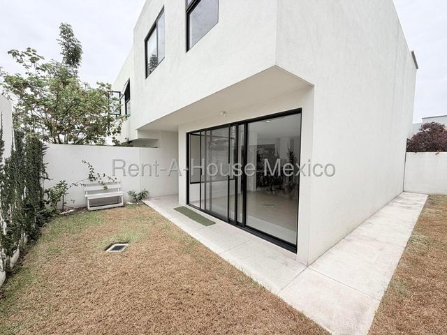 place photo 24