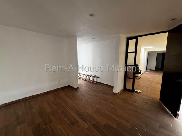 place photo 43