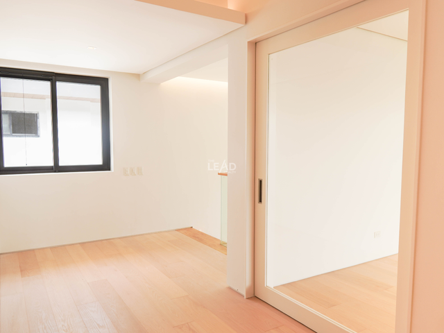place photo 78