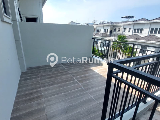 place photo 18